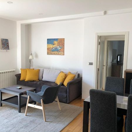 Modern 1 Bed Apartment, Near Shopping Mall Stadion Belgrado Buitenkant foto