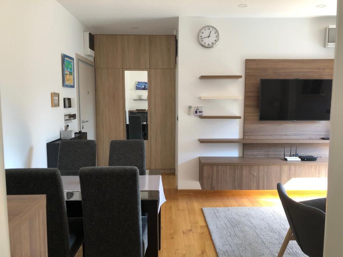 Modern 1 Bed Apartment, Near Shopping Mall Stadion Belgrado Buitenkant foto
